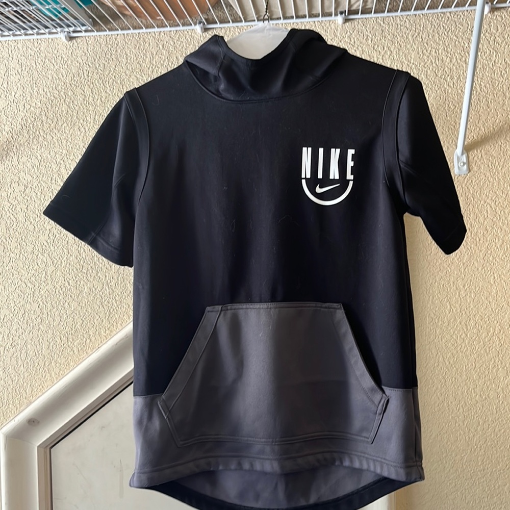 Nike Dri- Fit Short Sleeve Hoodie Pullover- Size Youth XL